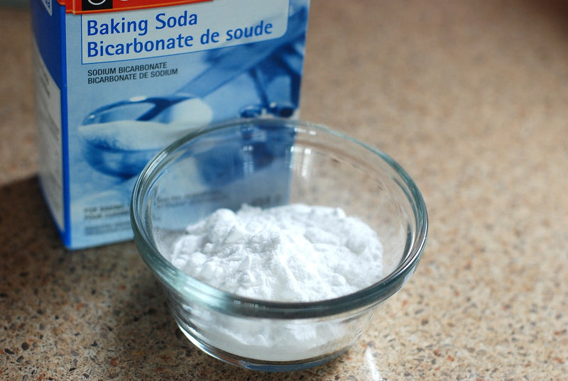 How to Clean Your Water Bottle With Baking Soda