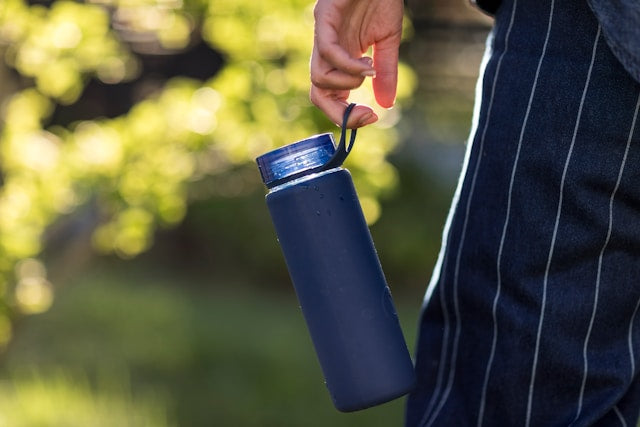 How Reusable Bottles Reduce Plastic Waste During Your Daily Commute